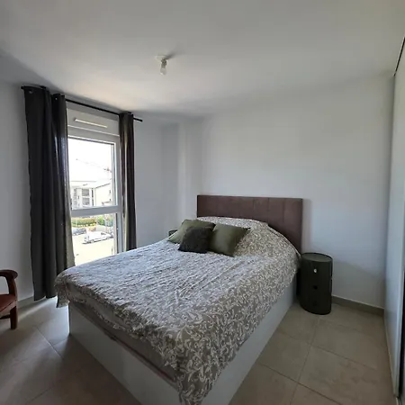 2 5 Minutes Des Plages Apartment
