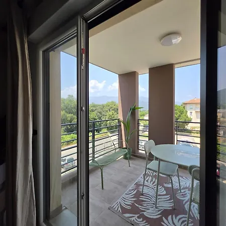 2 5 Minutes Des Plages Apartment